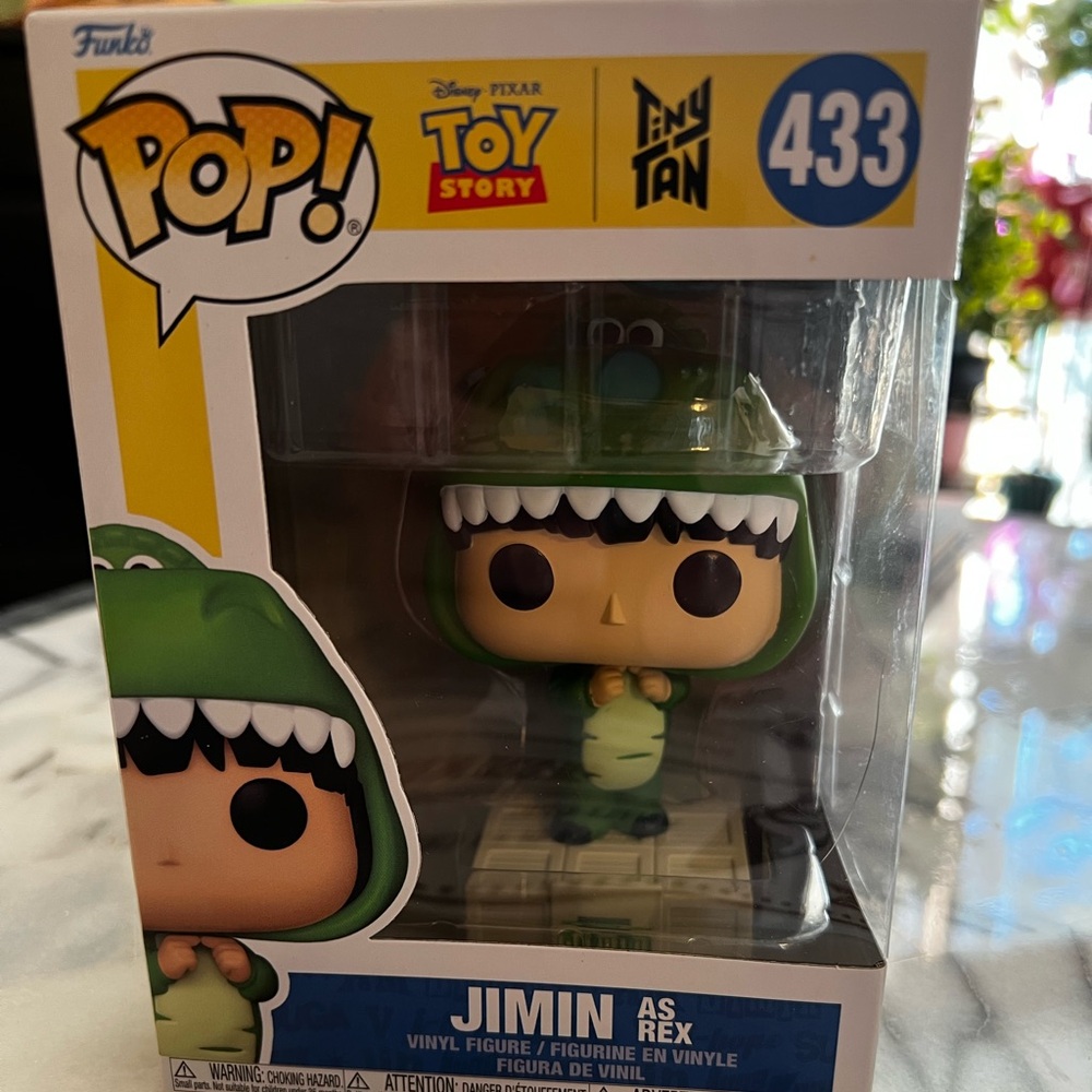 💚 Funko Pop! Jimin as Rex #433 💚
TinyTAN x Disney Pixar Toy Story